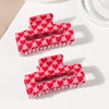 2pcs Elegant Pink Heart Hairpins