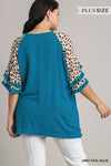 Women&#39;s Linen Blend Animal Print Layered Bell Sleeve Top