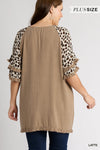 Women&#39;s Linen Blend Animal Print Layered Bell Sleeve Top